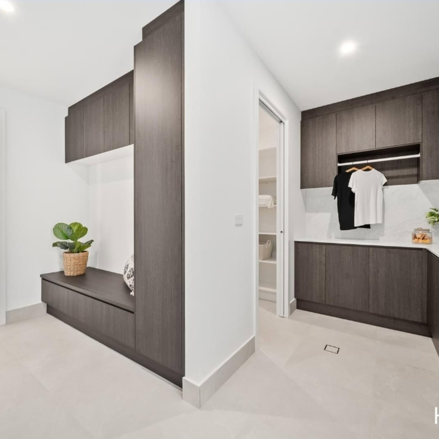Custom wardrobe joinery